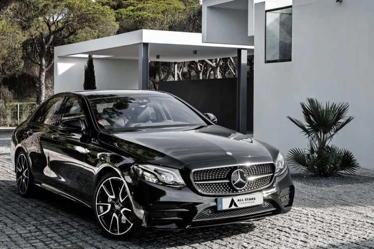 Mercedes-E-Class-Black-Modern-Villa-Spain
