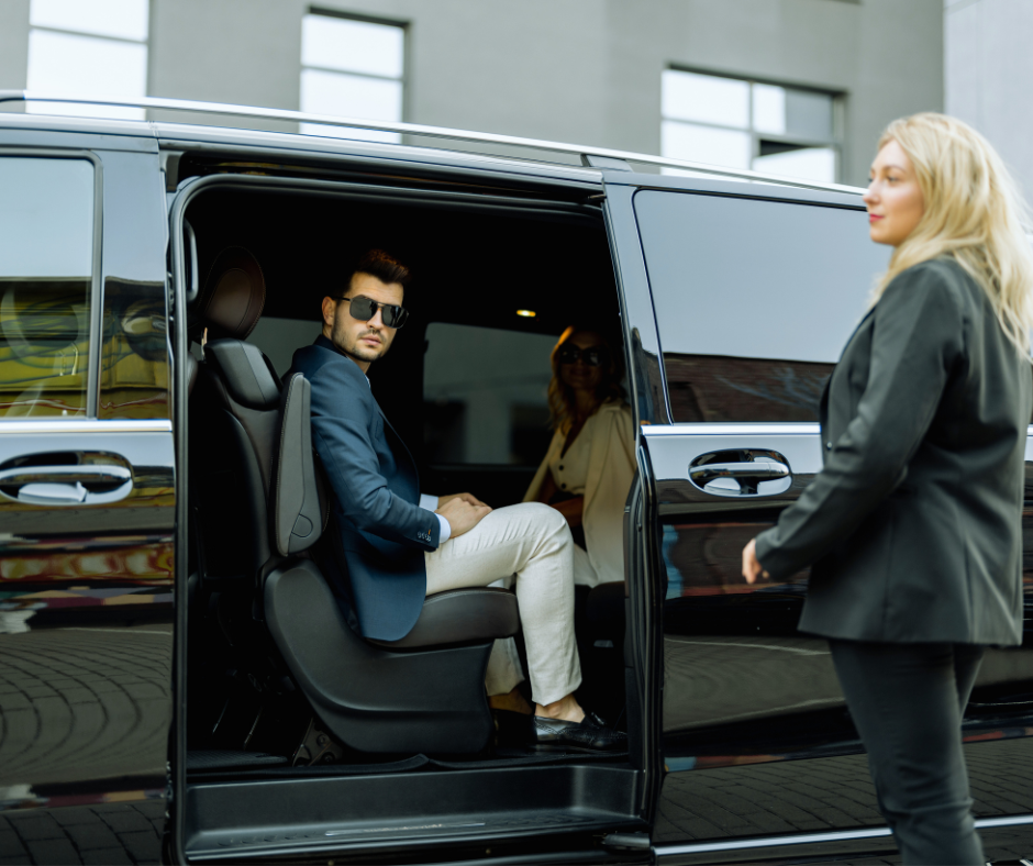 Woman-chauffeur-VClass