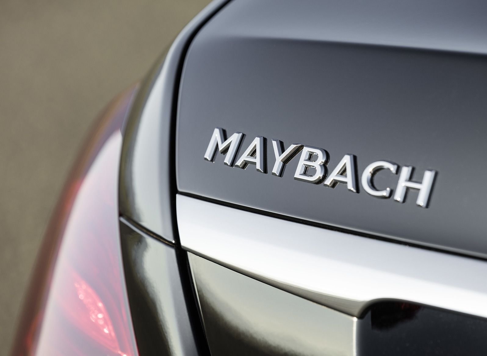 maybach-logo