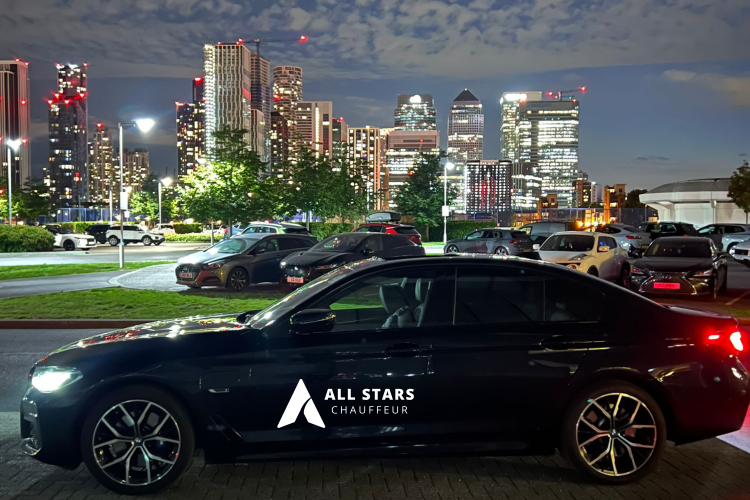 BMW_Series5-All-Stars-Chauffeur-City-at-Night