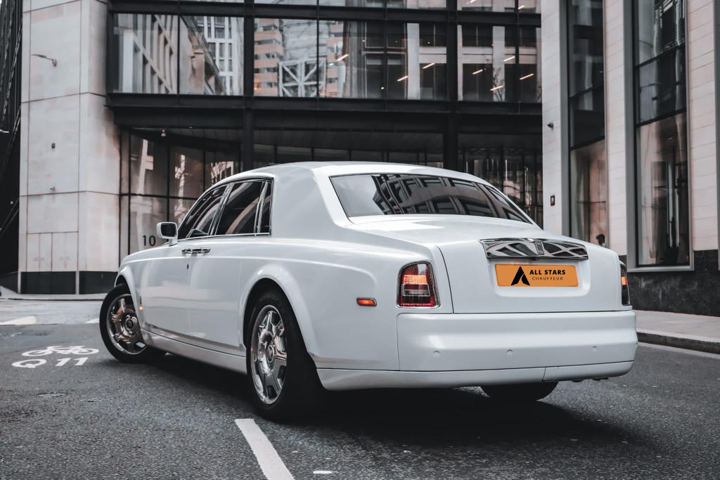 Rear-Rolls_Royce_Phantom-White